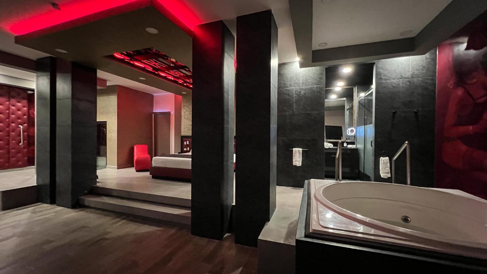 Motel Boutique Qatro Ενσενάντα Εξωτερικό φωτογραφία