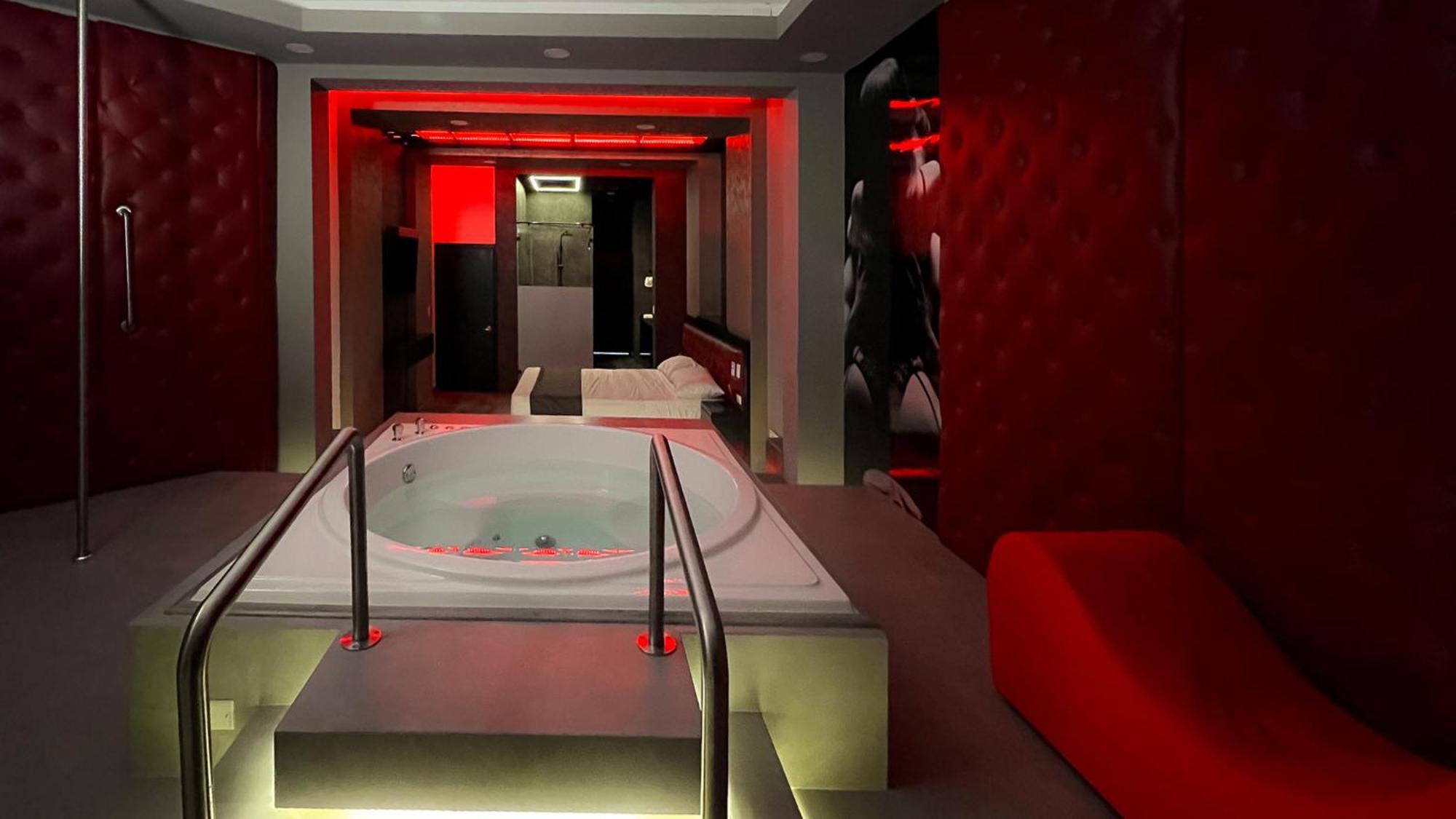 Motel Boutique Qatro Ενσενάντα Εξωτερικό φωτογραφία