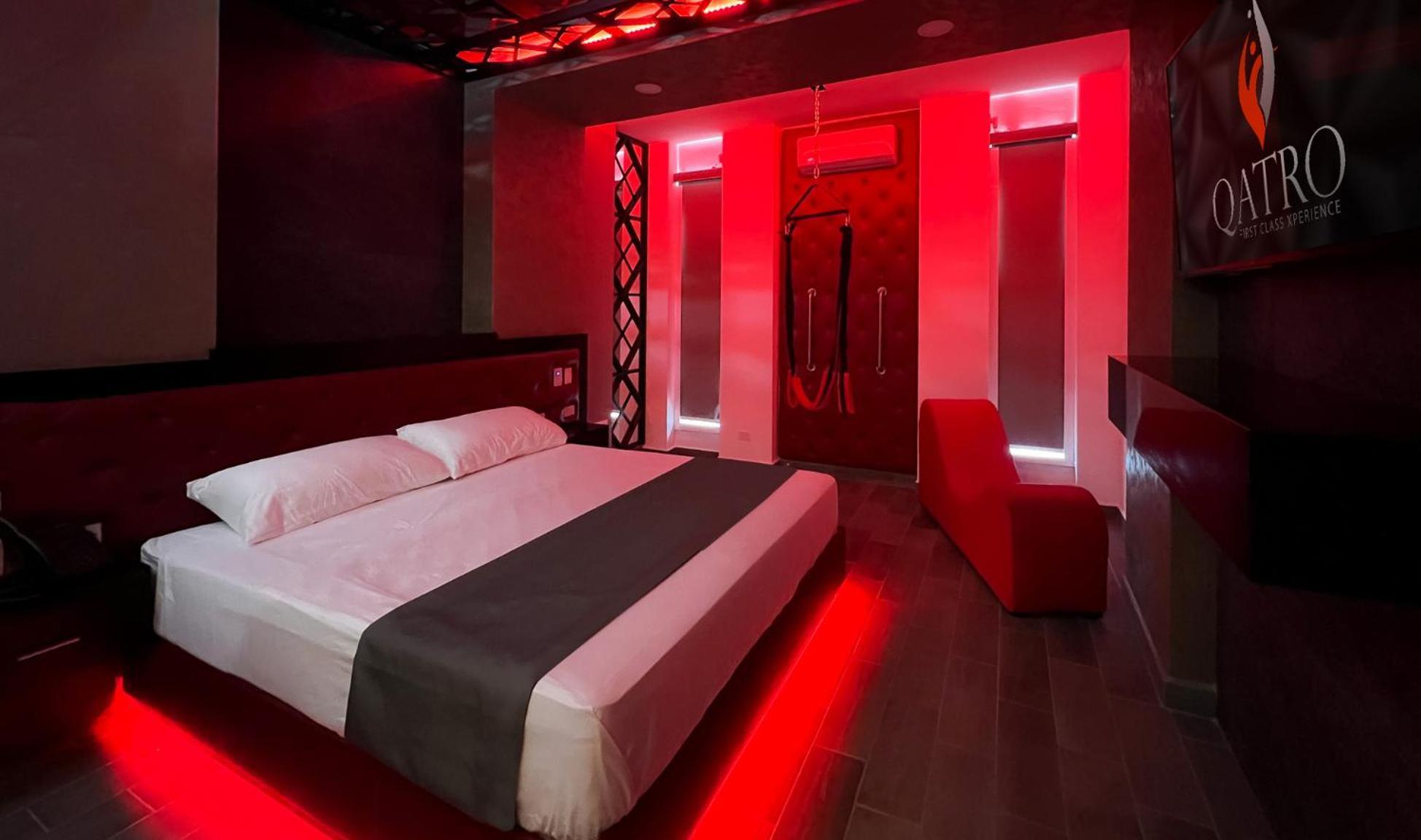 Motel Boutique Qatro Ενσενάντα Εξωτερικό φωτογραφία